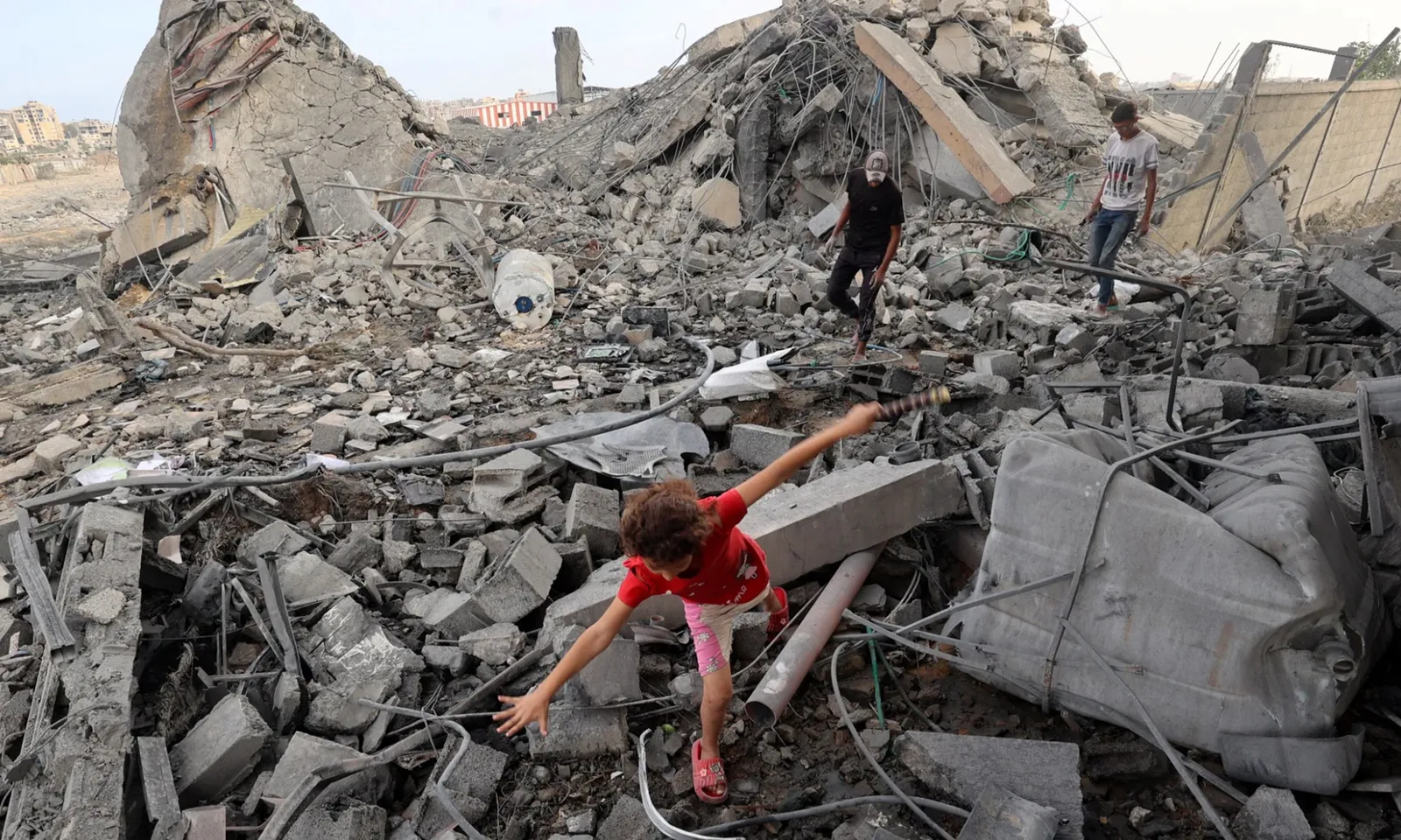 Việc dọn dẹp đống đổ nát ở Gaza có thể tạo ra 90.000 tấn khí nhà kính