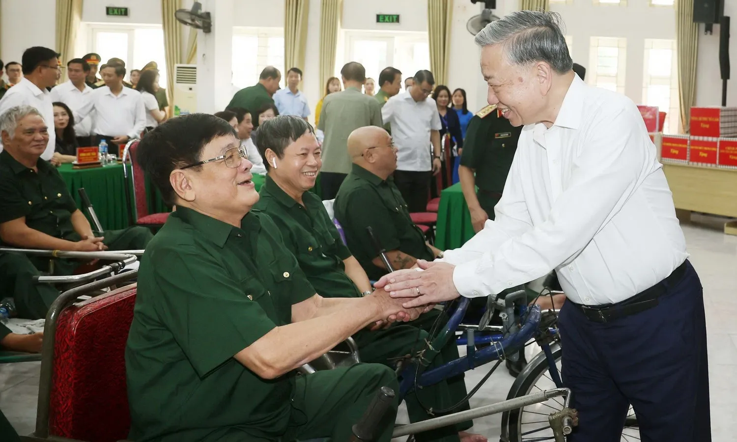 Tổng Bí thư Tô Lâm: Đẩy mạnh giáo dục truyền thống yêu nước, tri ân người có công