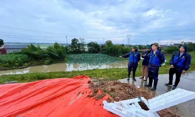 Hà Nội: xử lý ngay các sự cố lún, nứt mặt đê hữu Cầu và đê hữu Hồng