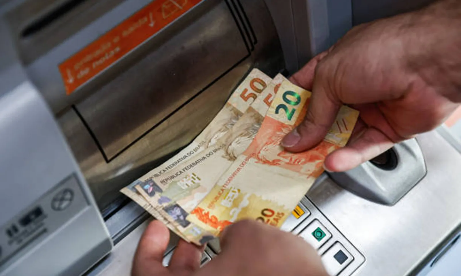 Brazil tăng dự báo doanh thu ngân sách, nới lỏng giới hạn chi tiêu năm 2025