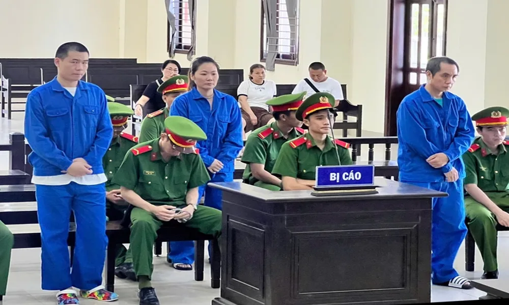 Giữ nguyên án tù với nhóm người Trung Quốc tổ chức đánh bạc 