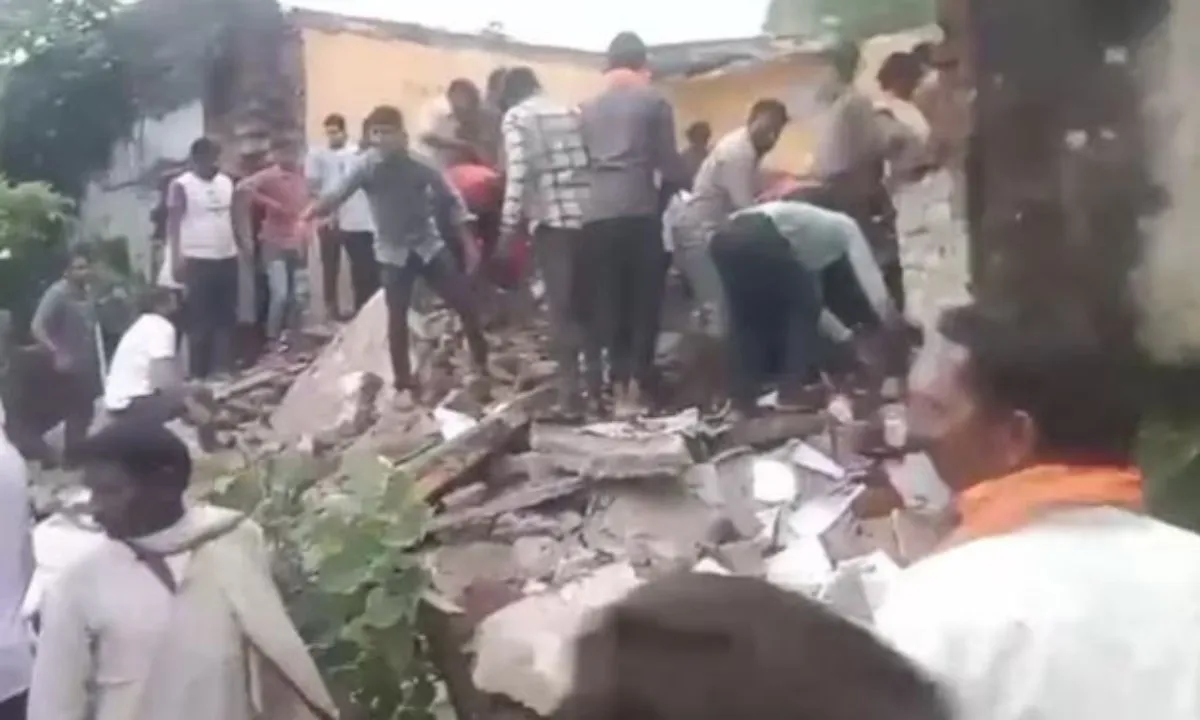 Sập mái trường học tại Ấn Độ, nhiều trẻ thiệt mạng