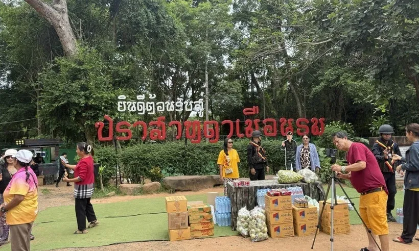 Thái Lan sơ tán hơn 100.000 người vì căng thẳng biên giới với Campuchia