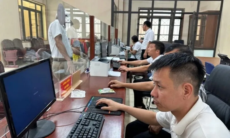 Chinh quyen 2 cap