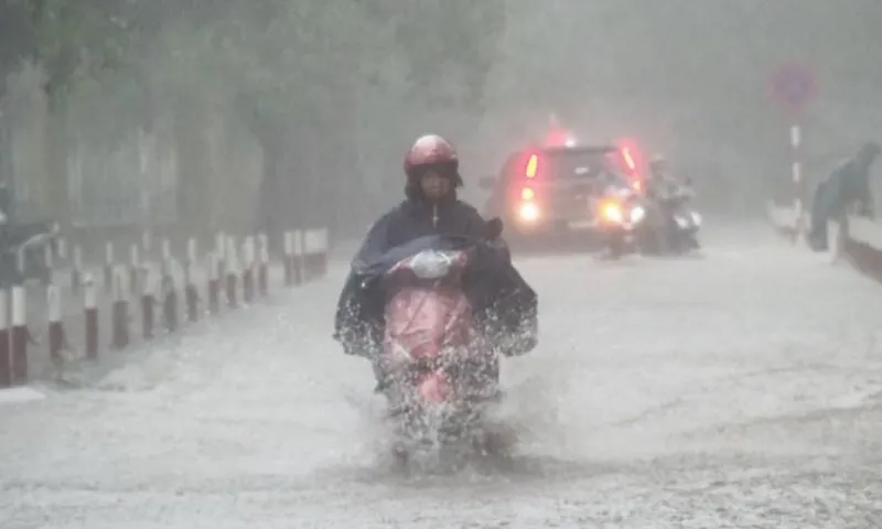 Từ 28/7, mưa lớn giảm dần ở Hà Tĩnh đến Đà Nẵng