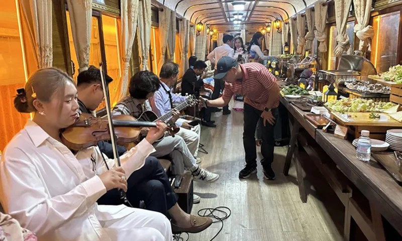 6 tháng đầu năm, ngành đường sắt đưa ra nhiều dịch vụ chất lượng cao