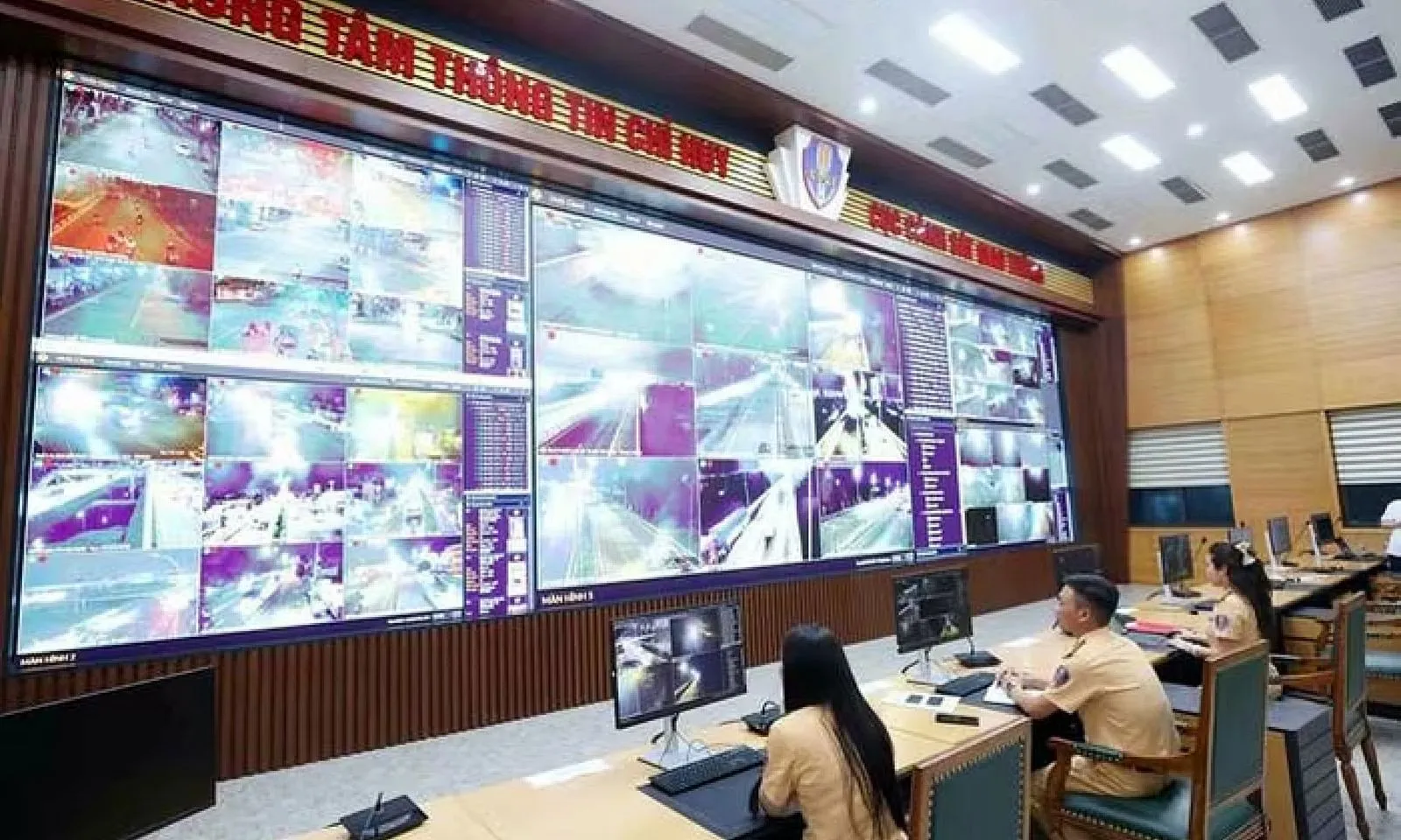 Người dân đi đường chỉ cần mang căn cước công dân