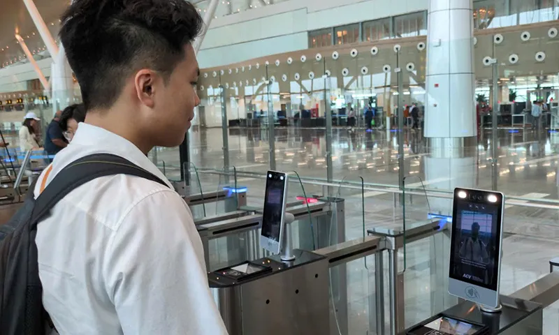Áp dụng check-in sinh trắc học tại nhà ga T3 Tân Sơn Nhất