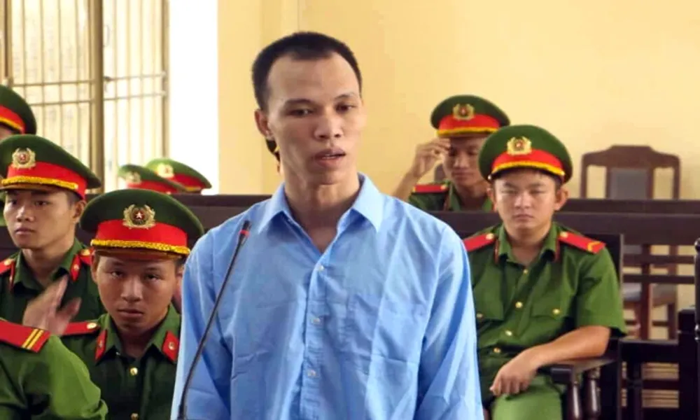 Tử hình người đàn ông giết mẹ vì… không có đồ ăn sáng