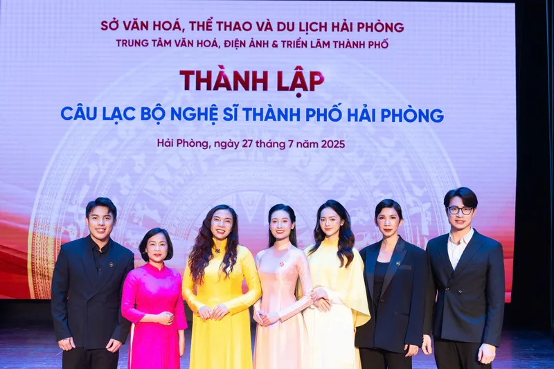 pham-duy-khanh-dam-nhan-vai-tro-chu-nhiem-cau-lac-bo-nghe-si-cua-hai-phong (6)
