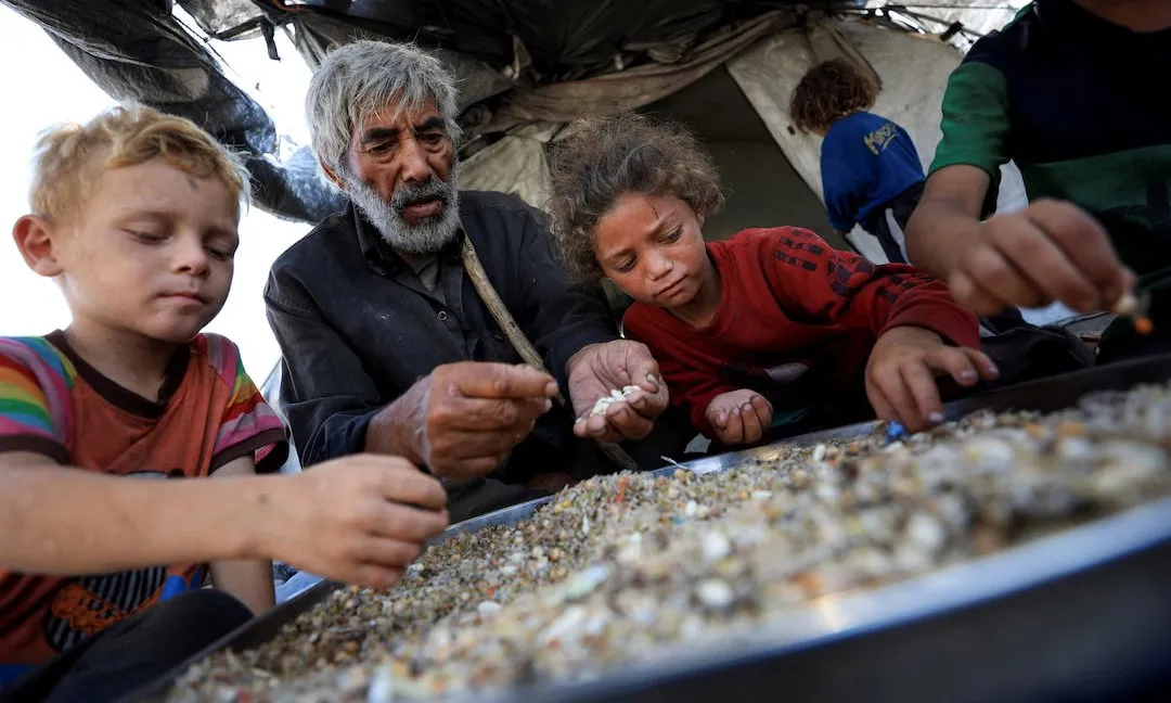 Tổng thống Trump hứa lập trung tâm lương thực ở Gaza 