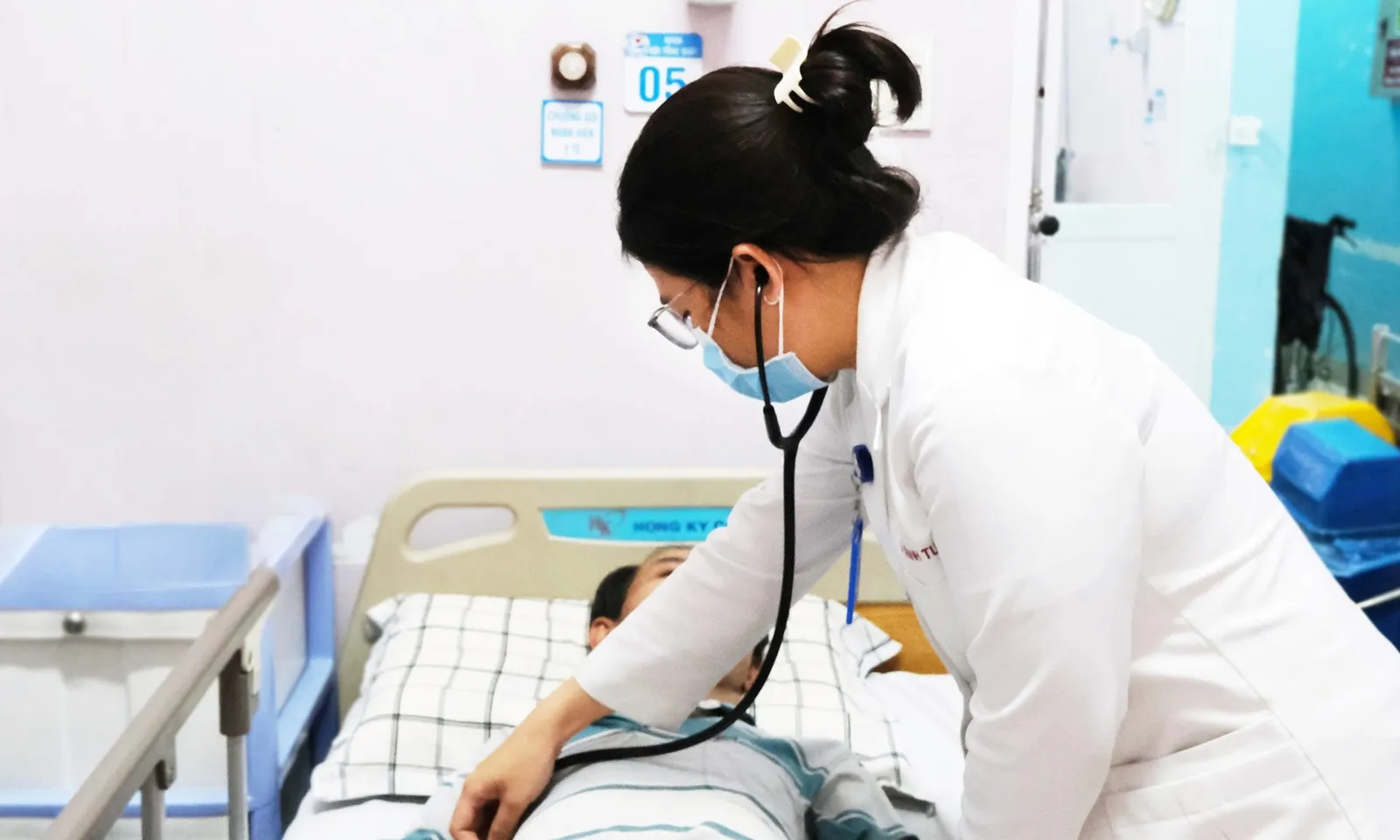 Người đàn ông làm nghề giết mổ bị viêm màng não do nhiễm liên cầu khuẩn lợn