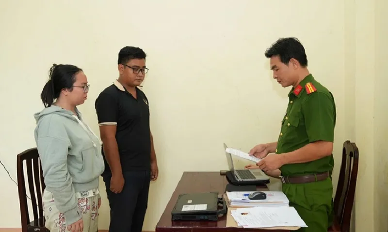 Khởi tố hai đối tượng lừa đảo bằng chiêu trò bán Bùa chú trên Livestream 