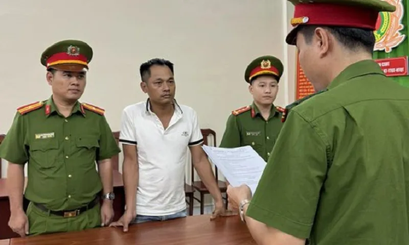 truy tố Chủ hệ thống cửa hàng xe máy Bùi Văn Tân - Ảnh CACC