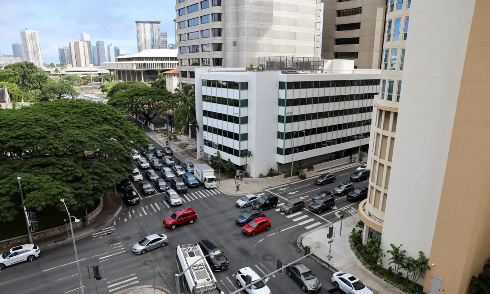 Đảo Hawaii: Sân bay đóng cửa để sơ tán sau cảnh báo sóng thần cao 3m