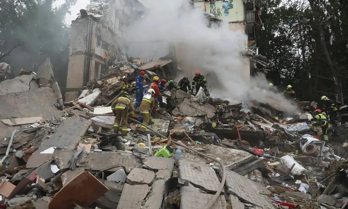 Không kích Kiev: 6 người chết, Ukraine kêu gọi “áp lực tối đa” lên Nga