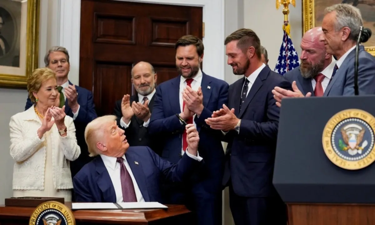 2025-07-31t211754z2109618458rc2wxfag71a9rtrmadp3usa-trump-17540070401851501760344