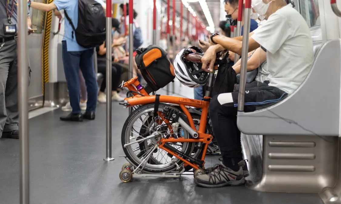 TPHCM thí điểm cho mang xe đạp gấp gọn lên tàu metro Bến Thành - Suối Tiên