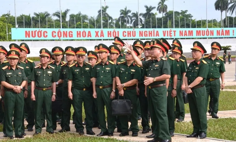 Thượng tướng Hoàng Xuân Chiến kiểm tra tiến độ dự án nâng cấp, mở rộng Quảng trường Ba Đình