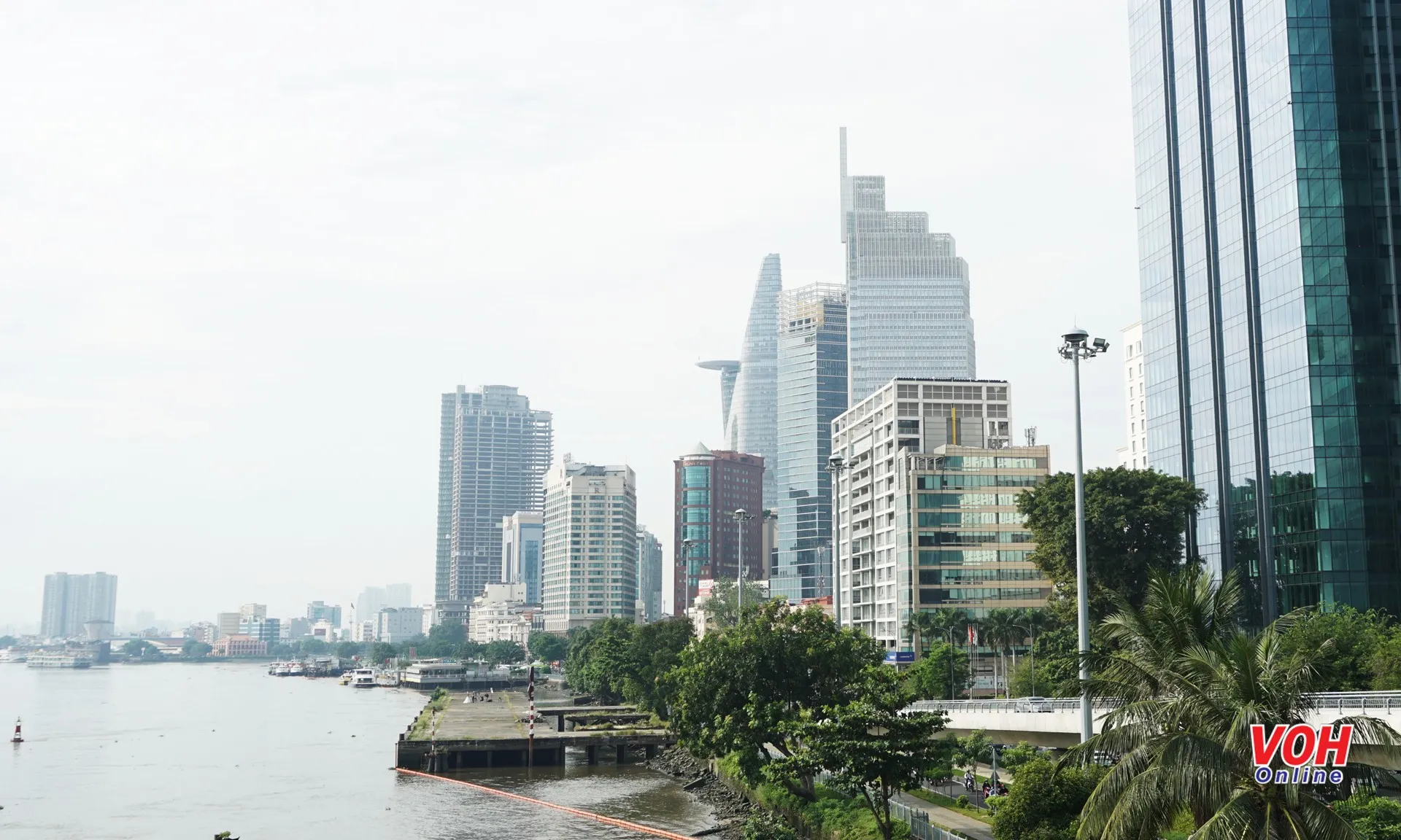 trung-tam-tai-chinh-010825