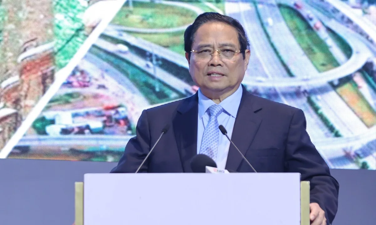 Thủ tướng: Phát triển TPHCM vươn tầm khu vực và thế giới