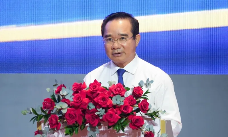 Xây trung tâm tài chính là xây vị thế quốc gia