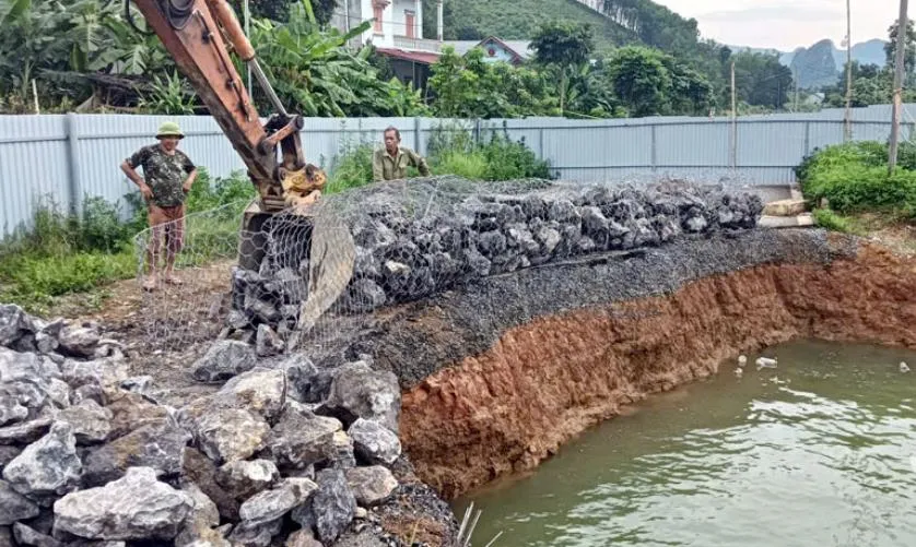 Thái Nguyên: Khẩn trương lấp “hố tử thần” sâu 24m trên Quốc lộ 3B