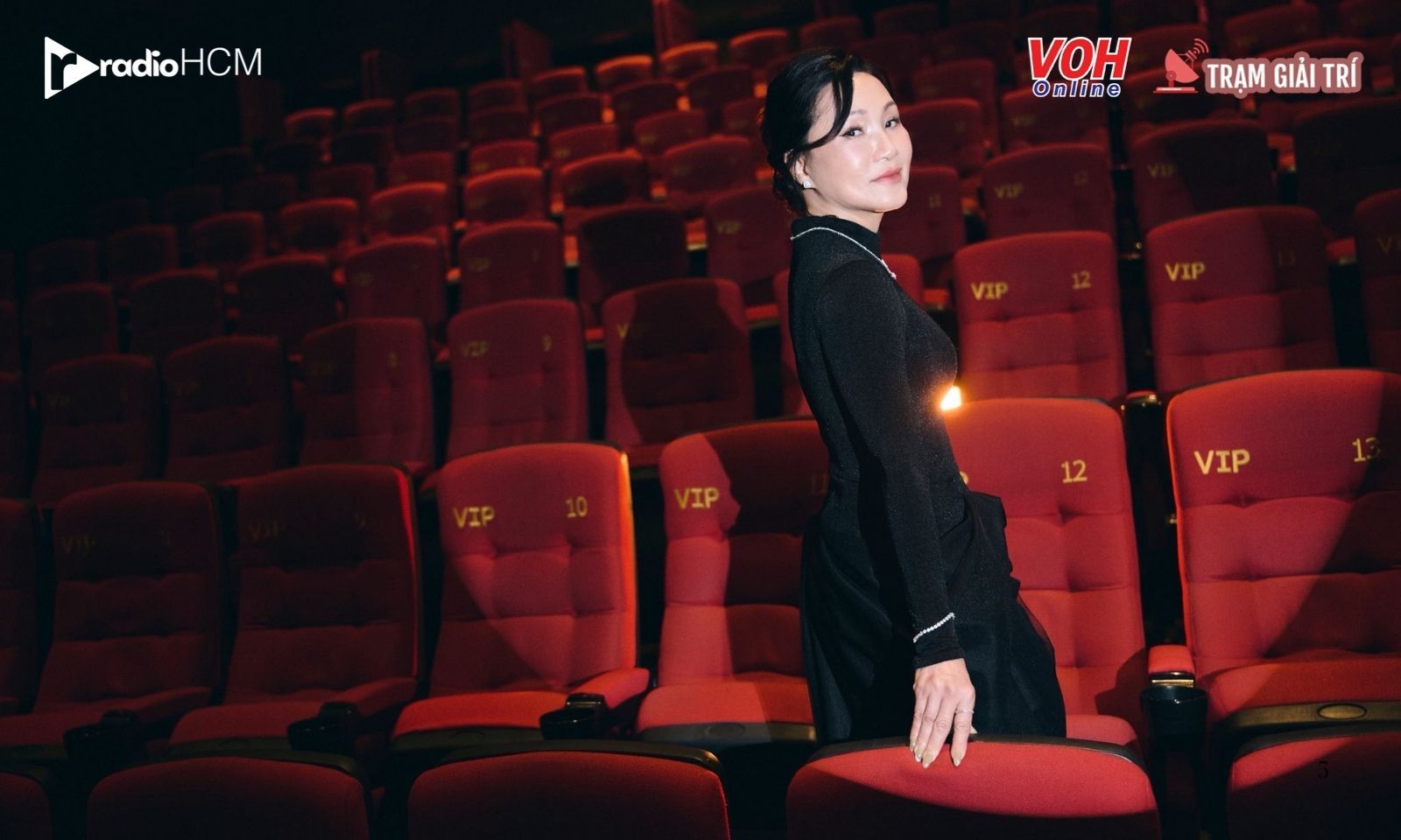 Hồng Đào hết lời khen Jung Il Woo và đạo diễn Mo Hong Jin