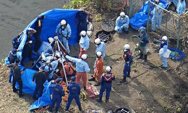 1 công nhân ngã xuống hố ga, 3 đồng nghiệp xuống cứu, tử vong cả 4 người