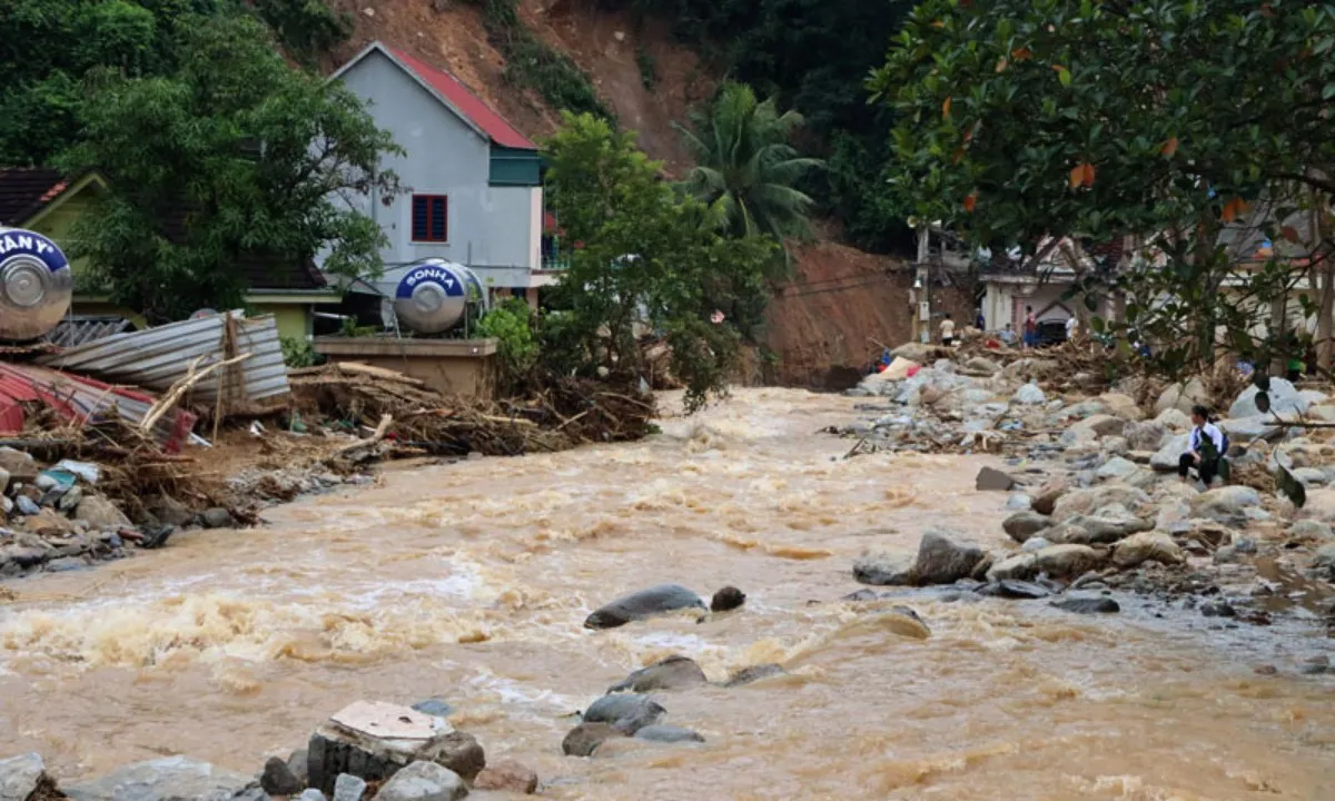 Bắc Bộ khẩn trương ứng phó mưa lớn, lũ quét và sạt lở đất