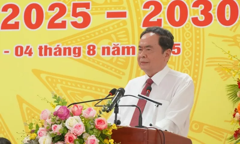 Quoc hoi 2025
