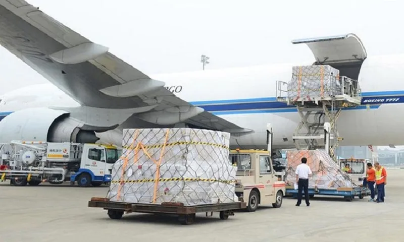 vận chuyển hàng hóa hàng không - Ảnh minh họa AFP
