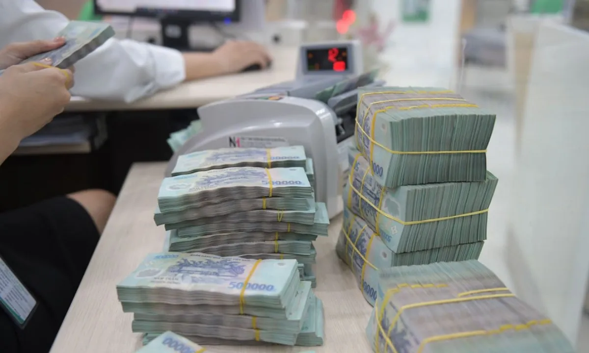 Ngành ngân hàng được lệnh hạ lãi vay, giữ ổn định tiền gửi