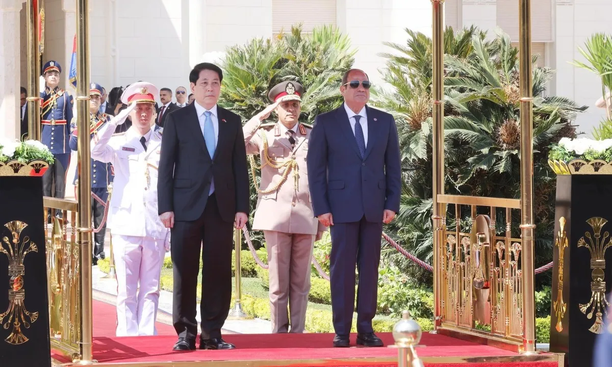 Lễ đón Chủ tịch nước Lương Cường thăm cấp Nhà nước tới Ai Cập