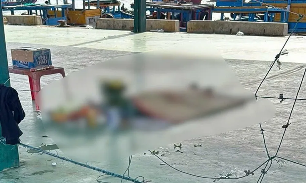 Người đàn ông tử vong bất thường tại cảng cá La Gi