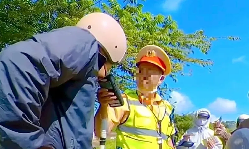 Công an tỉnh Đắk Lắk điều chuyển công tác cán bộ CSGT có lời lẽ thiếu chuẩn mực với người dân