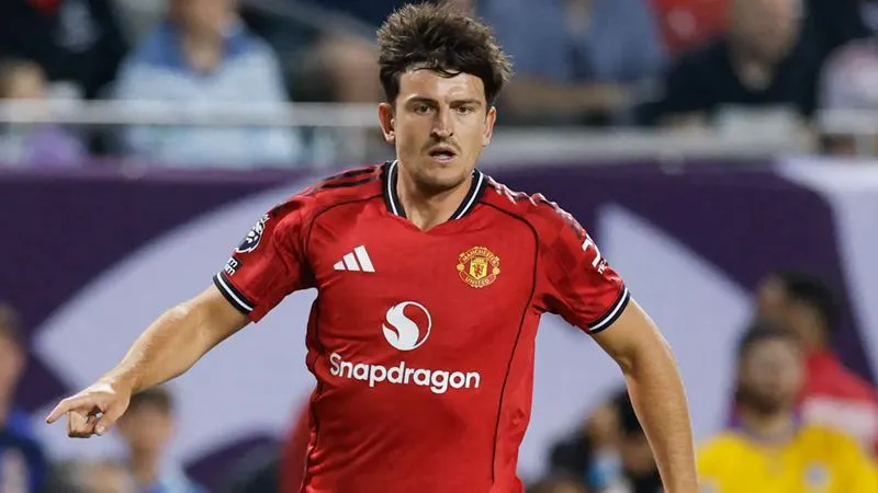 Nhiều CLB đang ngỏ lời hỏi mua Harry Maguire. Ảnh: Internet