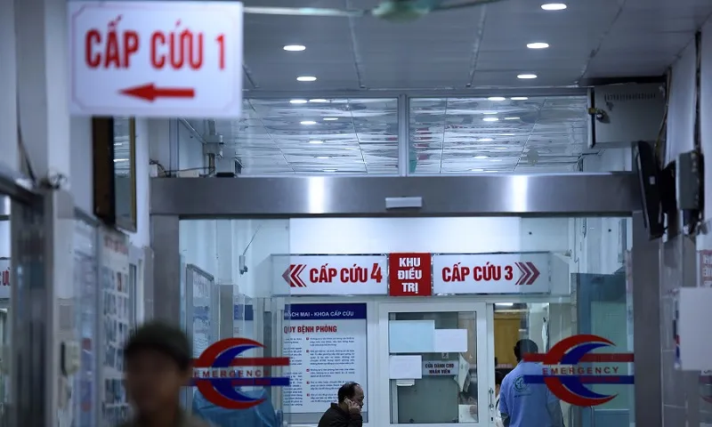 cấp cứu 4