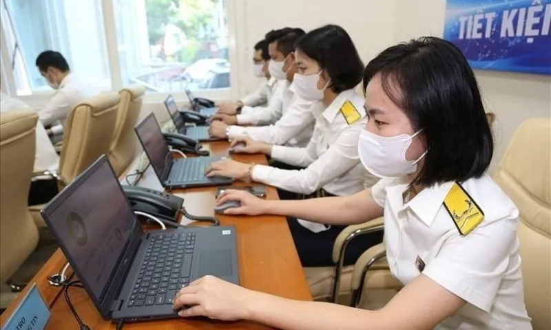 TPHCM công khai danh sách công chức hỗ trợ người nộp thuế