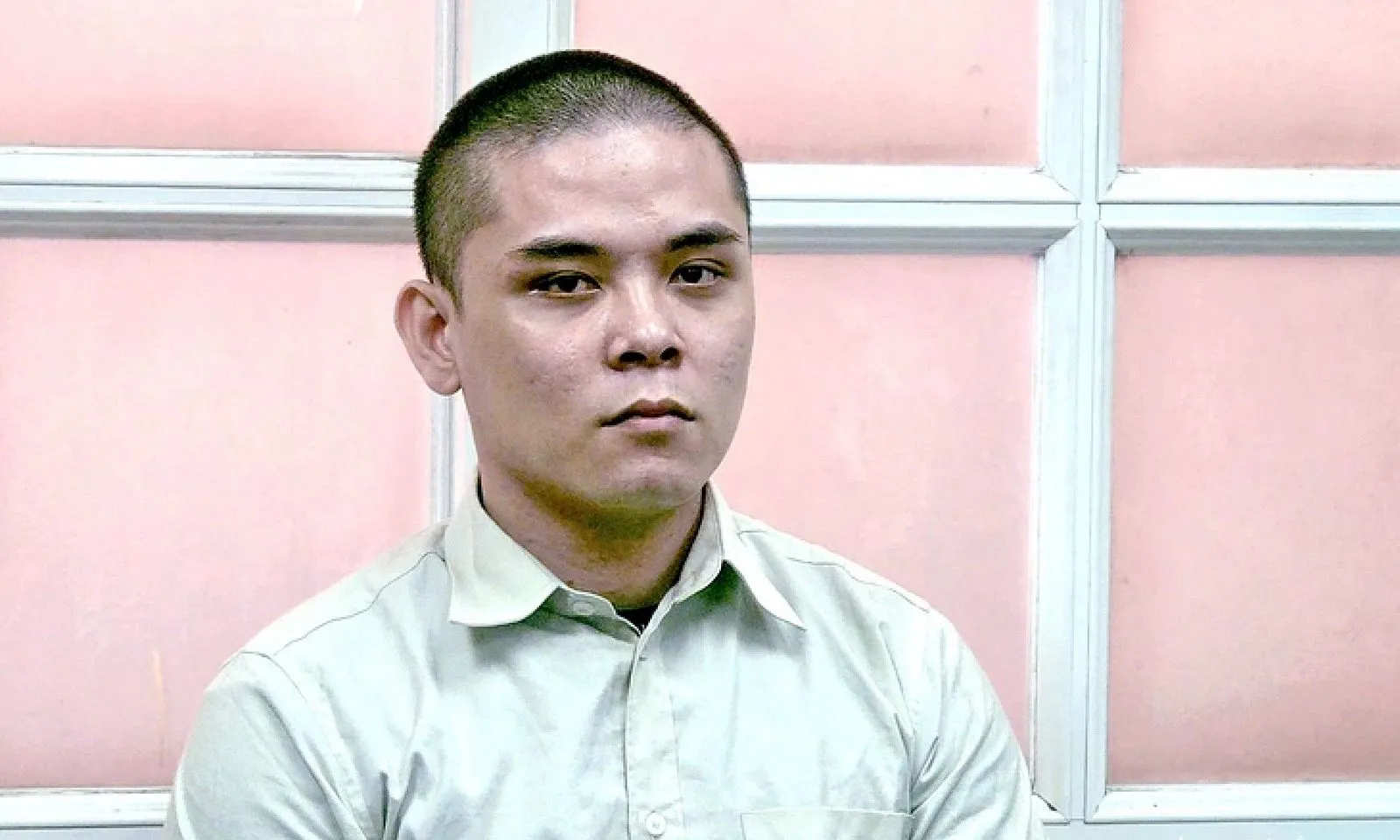 Đình chỉ vụ án nam thanh niên đánh bảo vệ vì bênh chó tại phố đi bộ Nguyễn Huệ