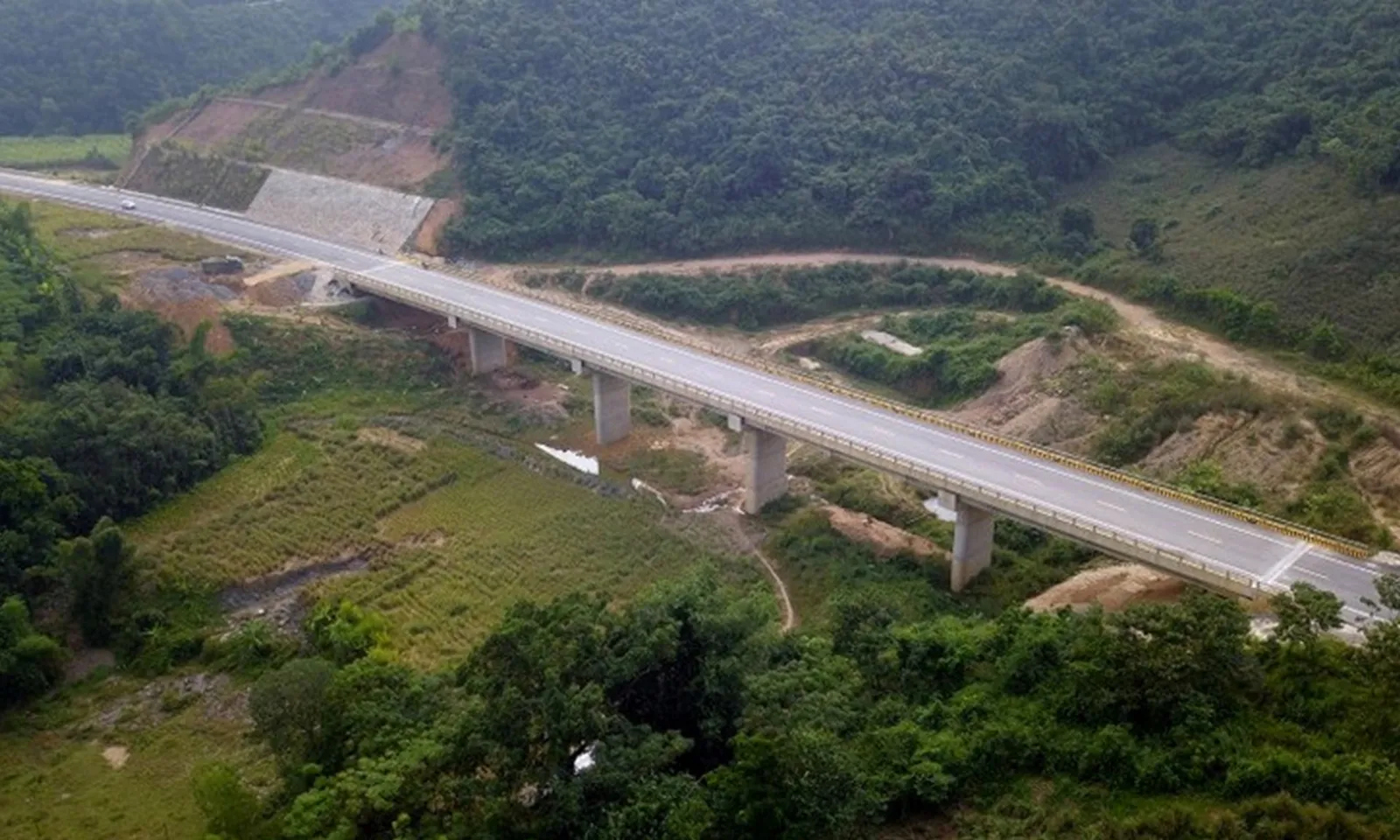 Bổ sung nhiều dự án quan trọng quốc gia, trọng điểm ngành Giao thông vận tải