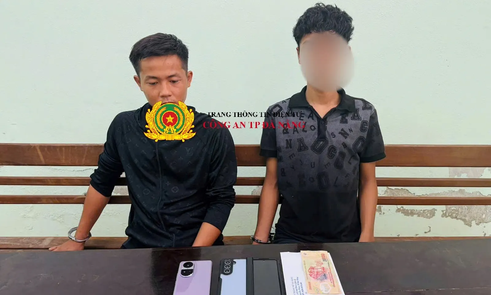 ‘Cuỗm’ điện thoại của kẻ ‘trộm’ điện thoại, cả hai đều bị xử lý