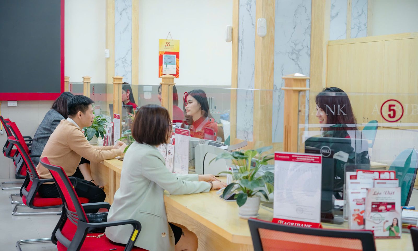Agribank triển khai đồng bộ nhiều chương trình tín dụng ưu đãi cho khách hàng cá nhân 