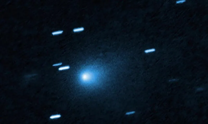 Hình ảnh do NASA cơ quan Vũ trụ Châu Âu cung cấp cho thất hình ảnh được kính Hubble chụp về 31 ATLAS vào ngày 21 7 2025 cách trái đất 277 triệu dặm