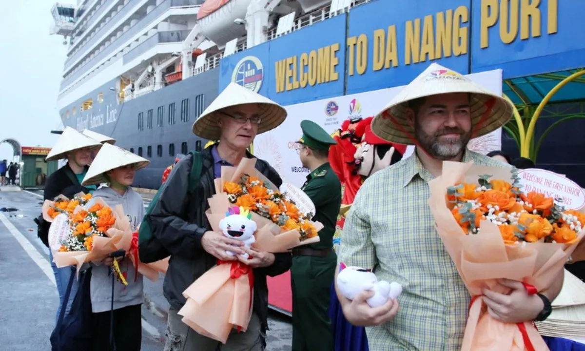 Việt Nam vào top 3 châu Á về du khách quốc tế quay lại