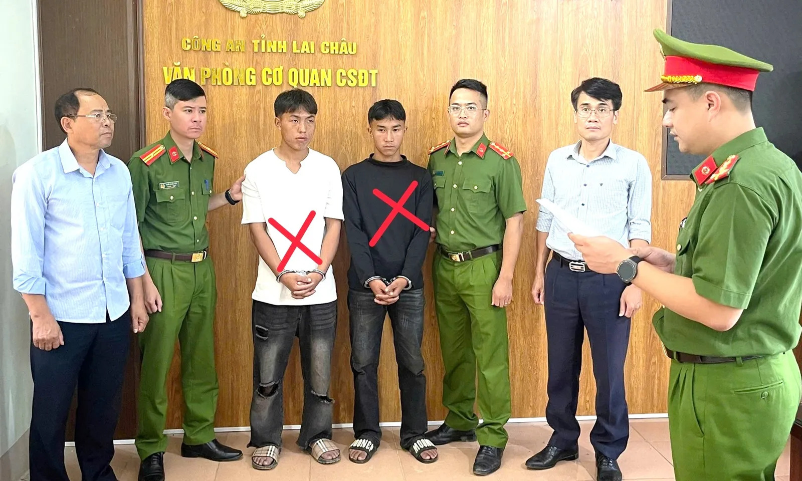 Hai thanh niên bị khởi tố vì giao cấu với 2 bé gái