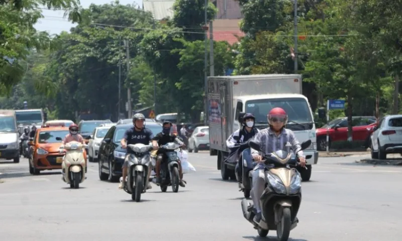 Bắc Bộ và Trung Bộ tiếp tục nắng nóng trong 3 ngày tới