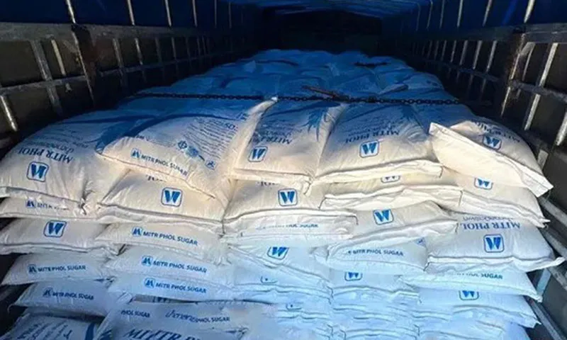 Bắt xe tải chở hơn 35 tấn đường không rõ nguồn gốc xuất xứ