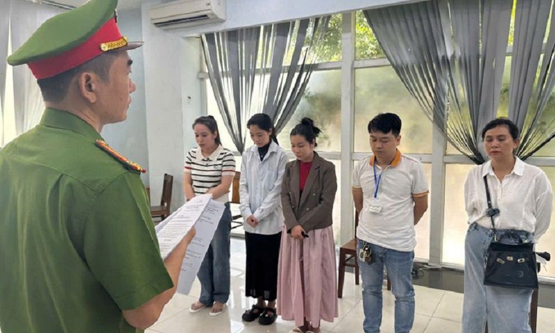 Vụ án lừa dối khách hàng: Sở Y tế Đà Nẵng ra quyết định đình chỉ phòng khám sai phạm