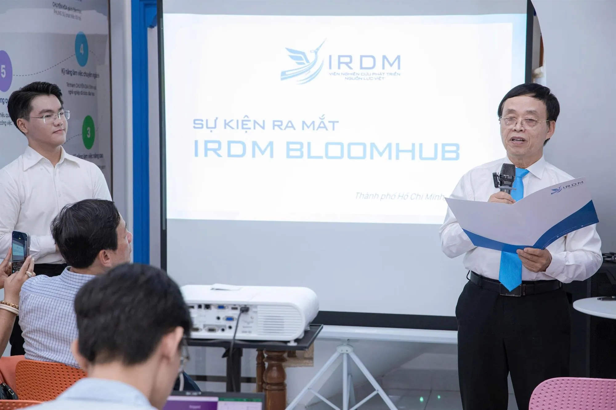 gen-h-z6892201856782_6f1dc7ebab3509efc7d8918c751bd1da